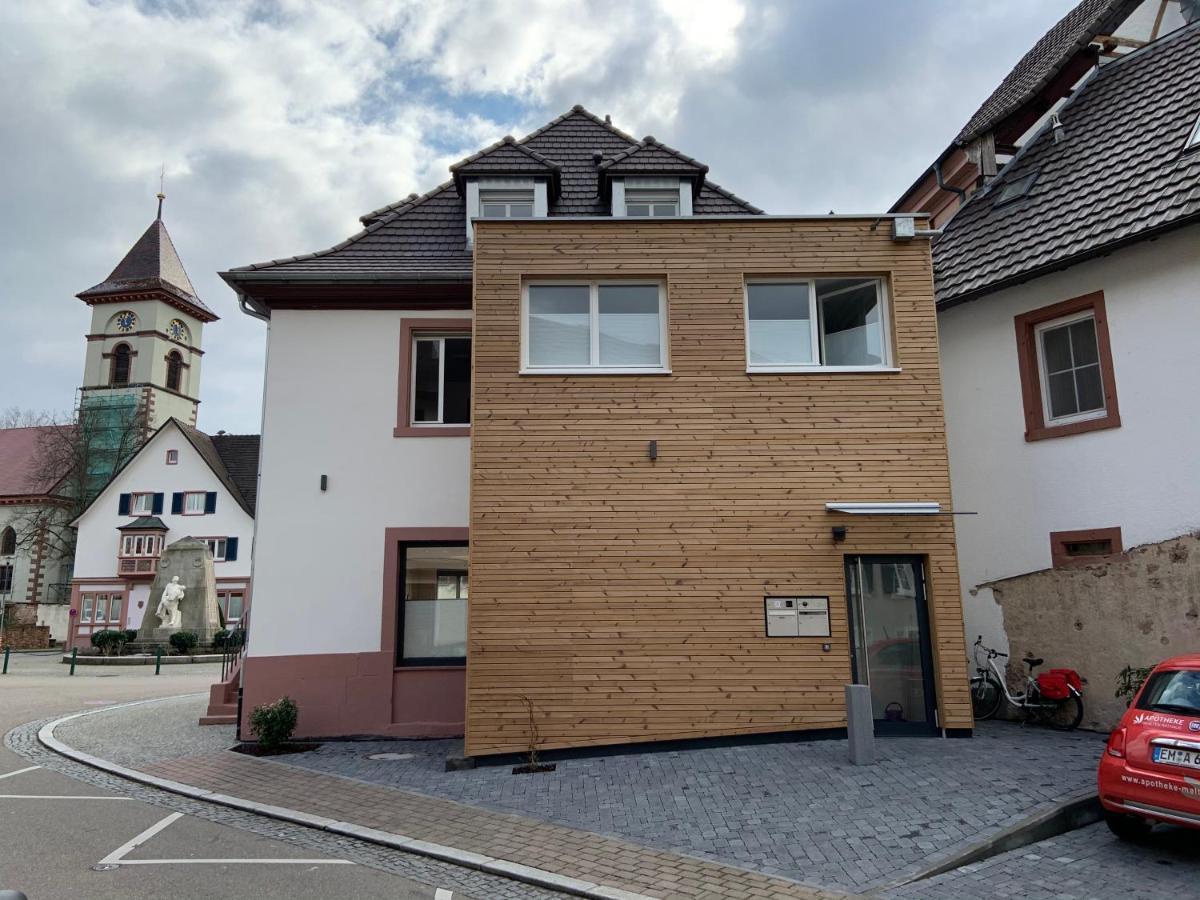 Apartment Im Alten Rathaus Malterdingen Buitenkant foto